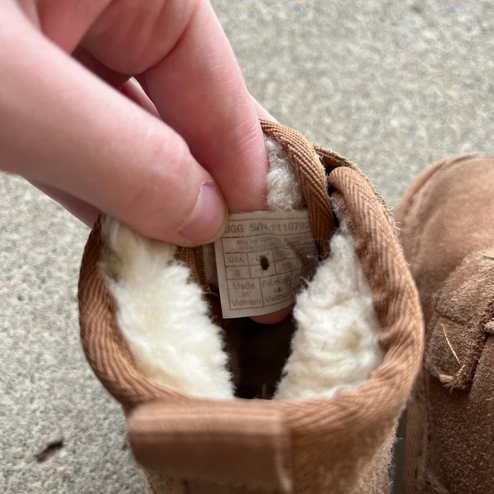 UGG Keelan Chestnut Suede Faux Fur Hook Loop Toddler Boots 1118792T Size 8